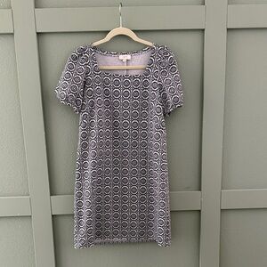 Loft Outlet White & Black Geometric Patterned Short Sleeve Dress - Size Small